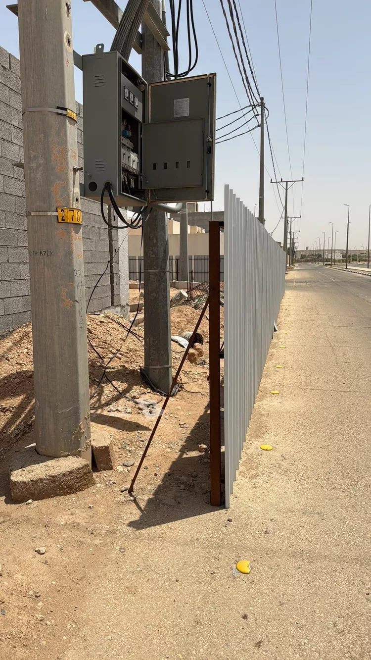 Rest House for Sale in Thadiq Al Janadriyah صورة 5
