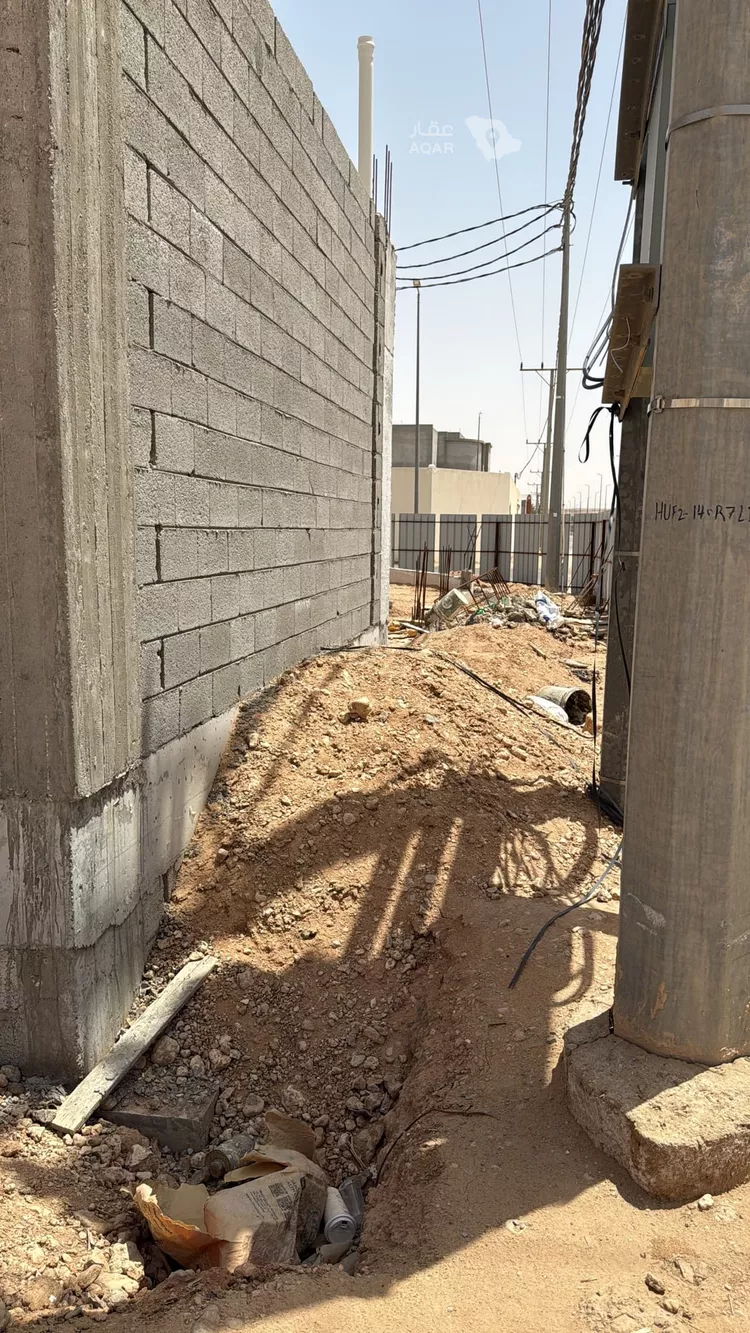 Rest House for Sale in Thadiq Al Janadriyah 6