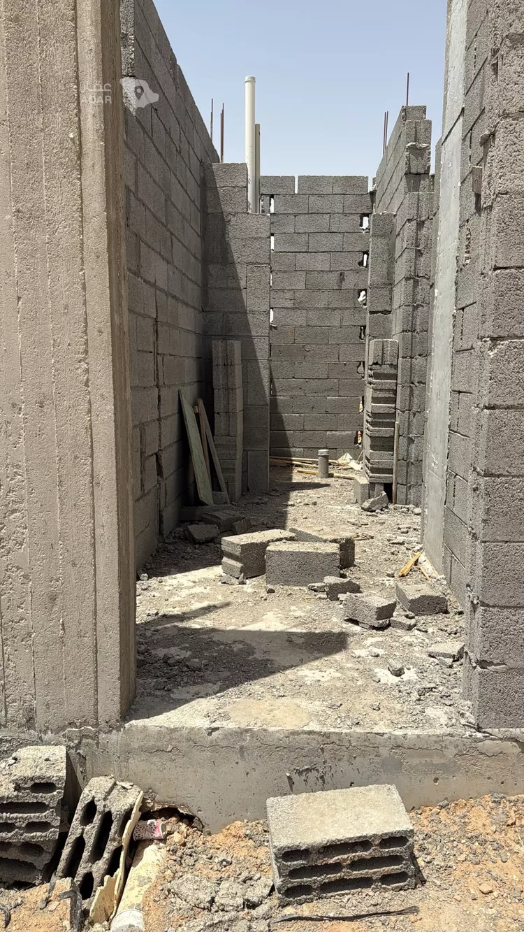 Rest House for Sale in Thadiq Al Janadriyah صورة 2