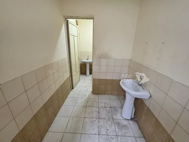 Warehouse for Rent in Dammam As Sinaiyah 9