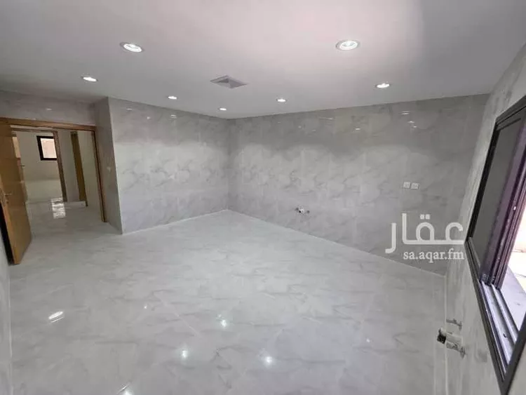 مكتب تجاري للإيجار في شارع طريق أبو حدرية الفرعي, حي الصناعية1, مدينة القطيف, المنطقة الشرقية صورة 2