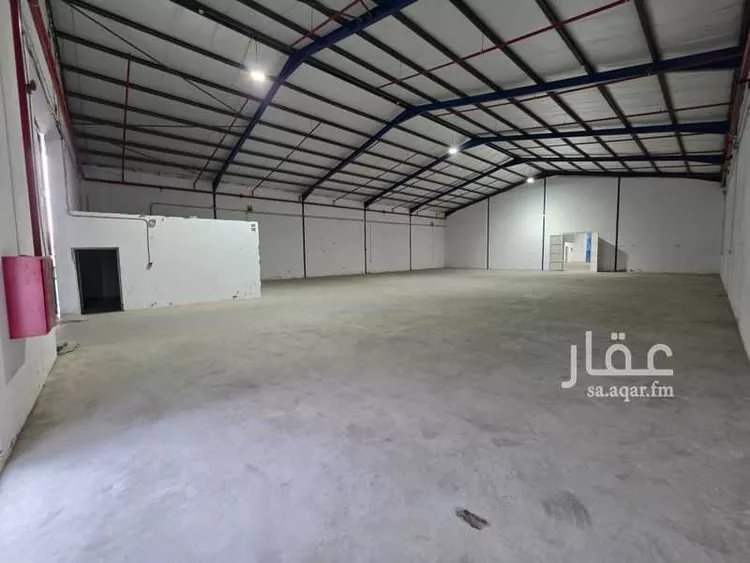 مستودع للإيجار في شارع العزايزه, حي الخالدية الشمالية, مدينة الدمام, المنطقة الشرقية صورة 3