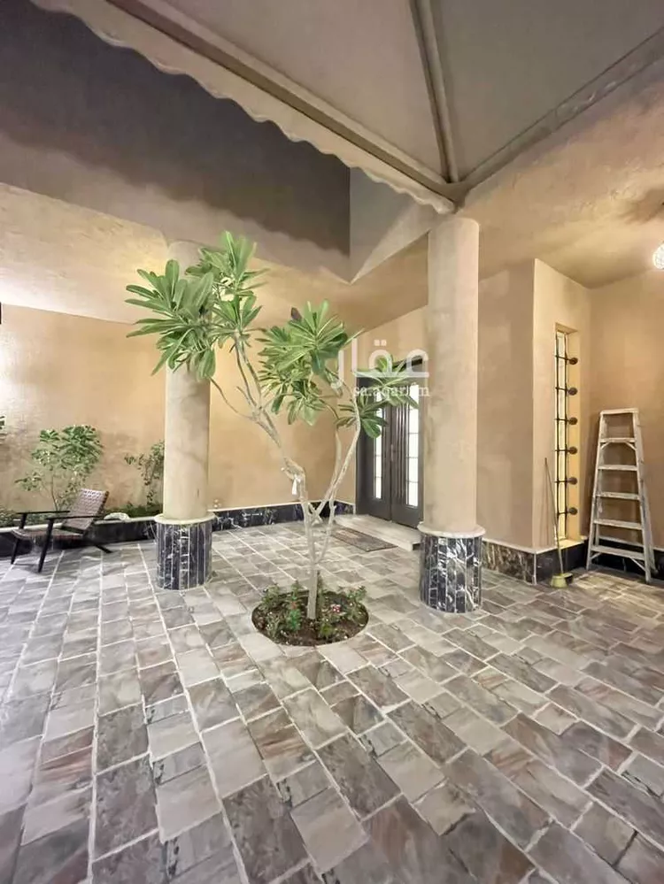 فيلا للإيجار في شارع ابي العلاء المعري, حي الزهراء, مدينة الرياض, منطقة الرياض