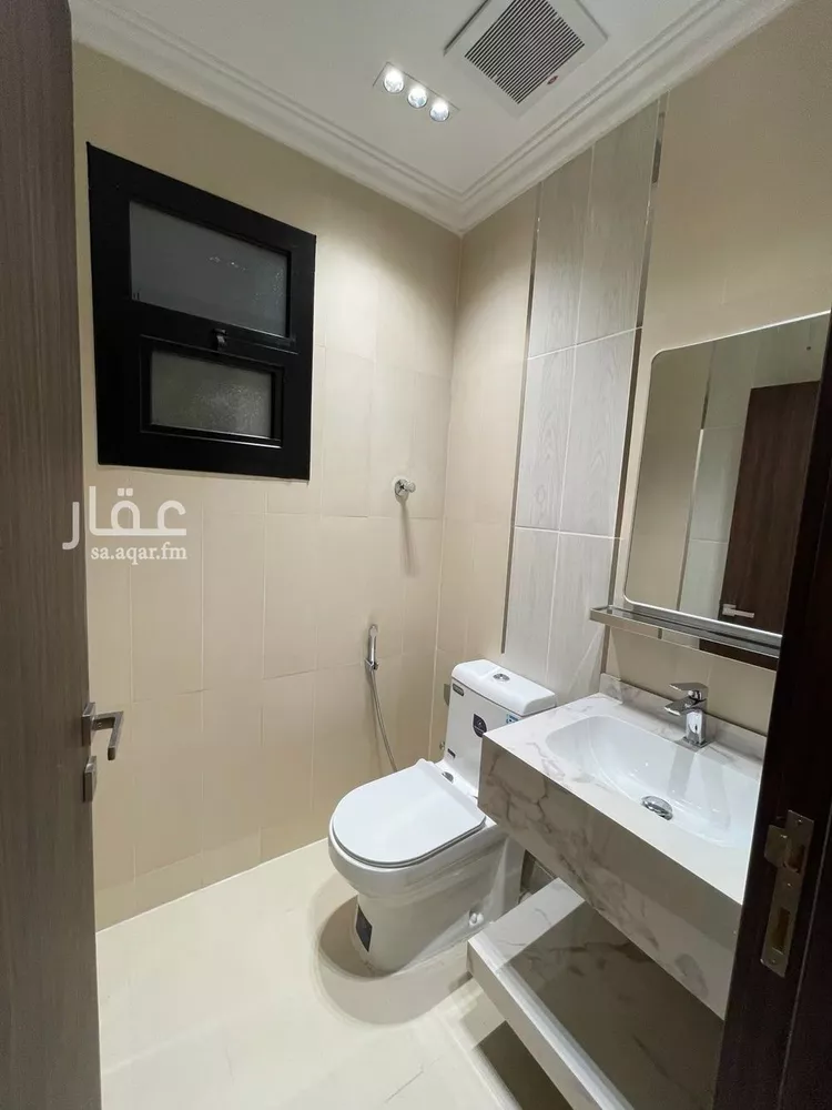 شقة للإيجار في شارع الفرزدق, حي الضباط, مدينة الرياض, منطقة الرياض صورة 5