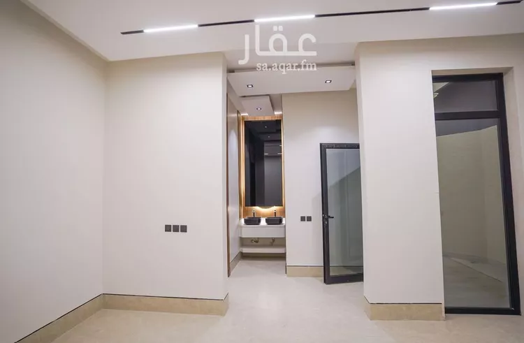 فيلا للبيع في شارع محمود الطرازي, حي النرجس, مدينة الرياض, منطقة الرياض صورة 3