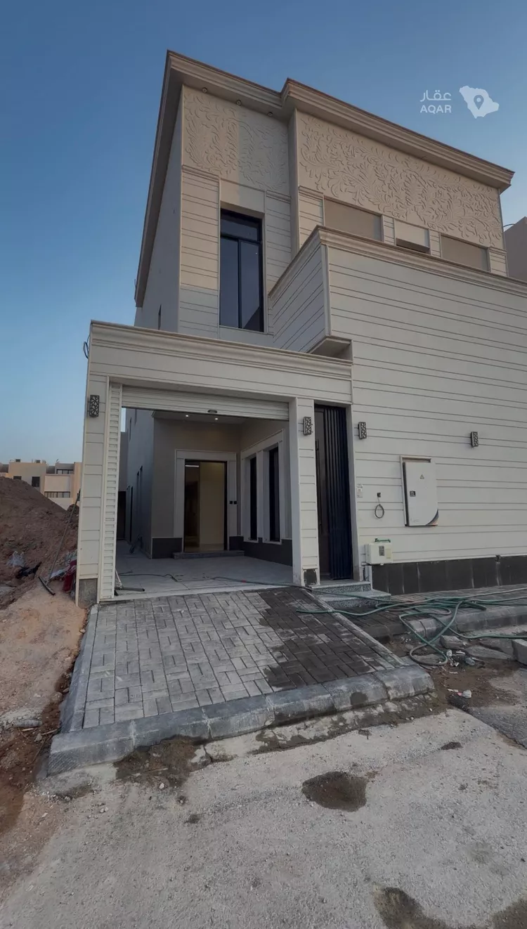 فيلا للبيع في شارع فرعي, حي السعادة, مدينة الرياض, منطقة الرياض