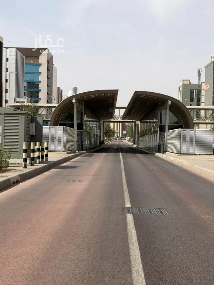 عمارة للبيع في شارع ابن زيدون, حي الملز, مدينة الرياض, منطقة الرياض صورة 4