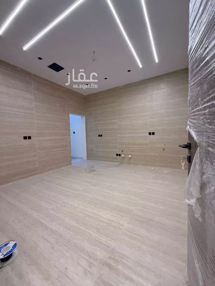 Floor for Sale in Medina Al Matar 13