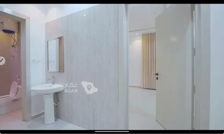 دور للبيع في شارع الشنانة, حي السعادة, مدينة الرياض, منطقة الرياض 3