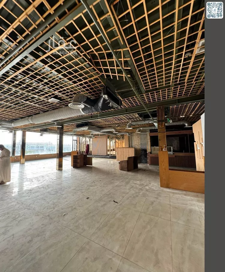 Shop for Rent in Jeddah Al Basateen صورة 3