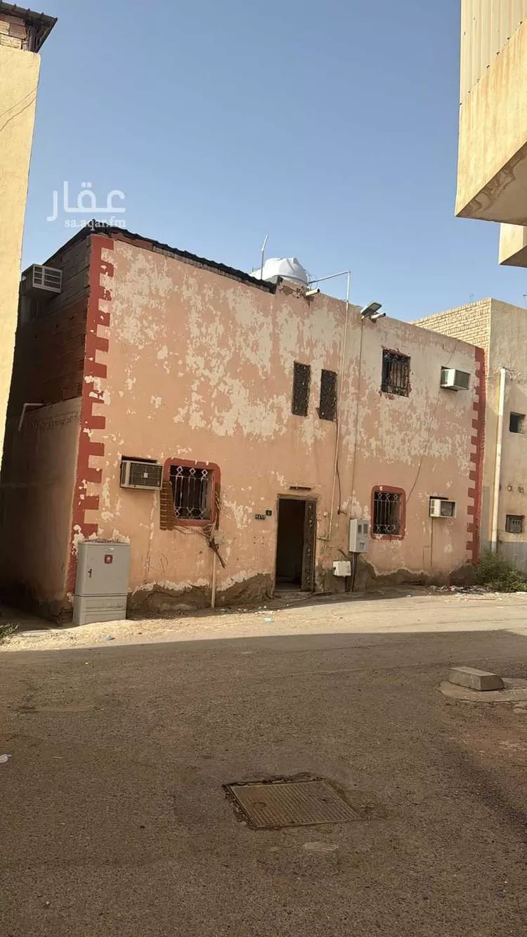 عمارة للبيع في شارع سنان بن تميم, حي الأصيفرين, مدينة المدينة المنورة, منطقة المدينة المنورة