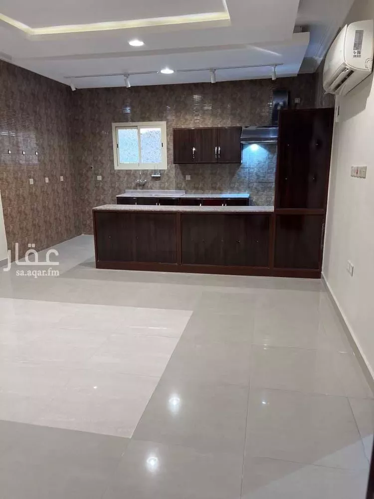 شقة للإيجار في شارع 7069218, حي العزيزية الثاني, مدينة الاحساء, المنطقة الشرقية صورة 5
