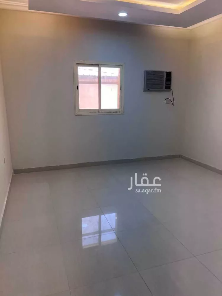 شقة للإيجار في شارع 7069218, حي العزيزية الثاني, مدينة الاحساء, المنطقة الشرقية صورة 2