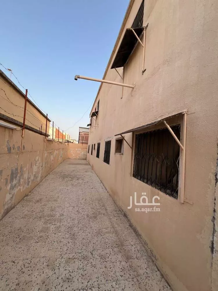 بيت للبيع في شارع عبدالله بن ثابت ، حي المحمدية ، النعيرية ، النعيرية
