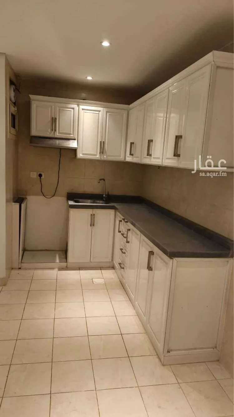 شقة للإيجار في شارع رافد بن سنان, حي الوزارات, مدينة الرياض, منطقة الرياض صورة 3