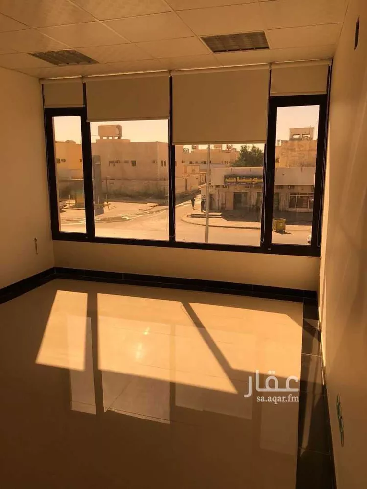 Commercial Office for Rent in Riyadh Tuwaiq صورة 3
