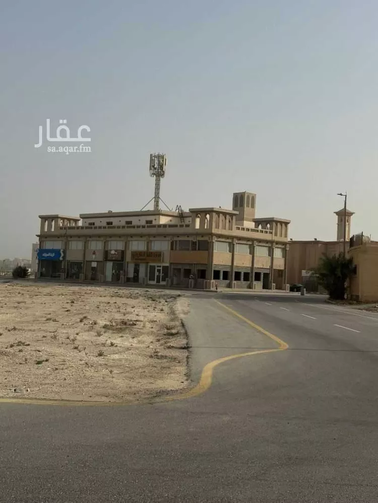 عمارة للبيع في شارع بهاء السبكي, حي الشاطئ الغربي, مدينة الدمام, المنطقة الشرقية صورة 3