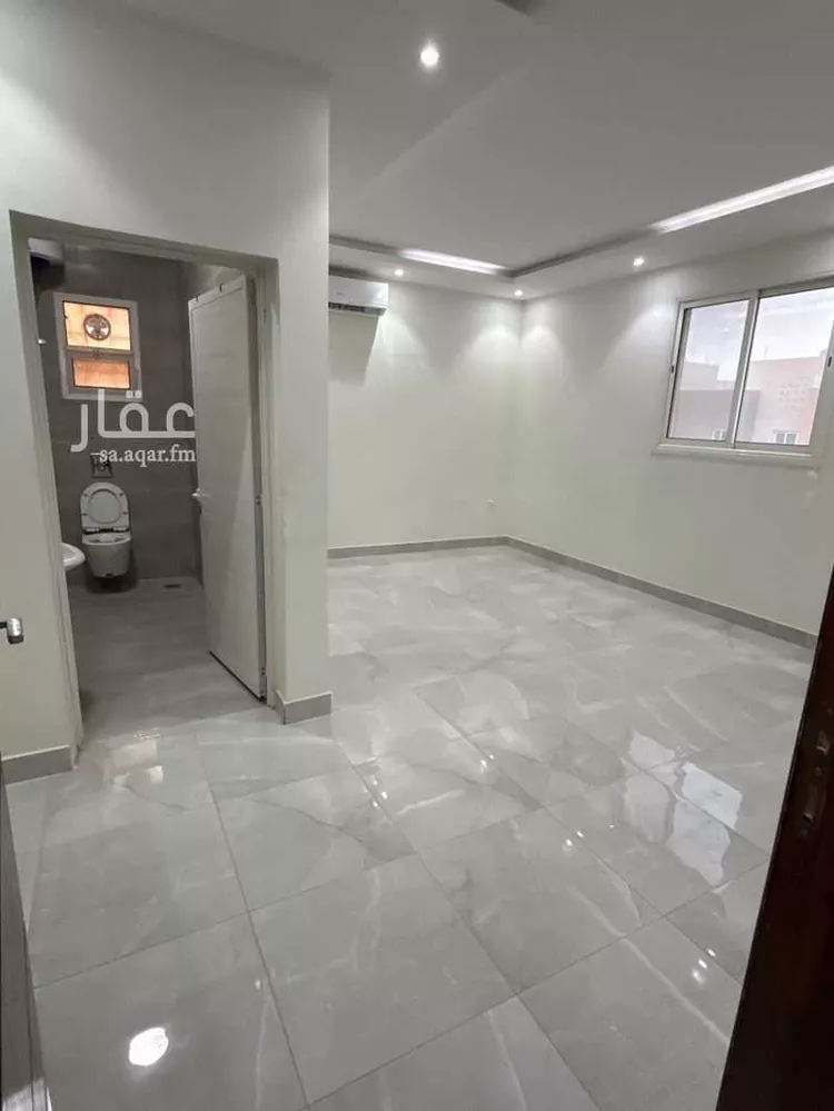 شقة للإيجار في شارع أحمد الصدفي, حي مطار الملك خالد الدولي, مدينة الرياض, منطقة الرياض 1 صورة