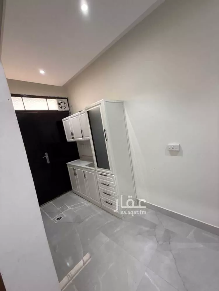 شقة للإيجار في شارع أبي العباس التبريزي, حي مطار الملك خالد الدولي, مدينة الرياض, منطقة الرياض صورة 5