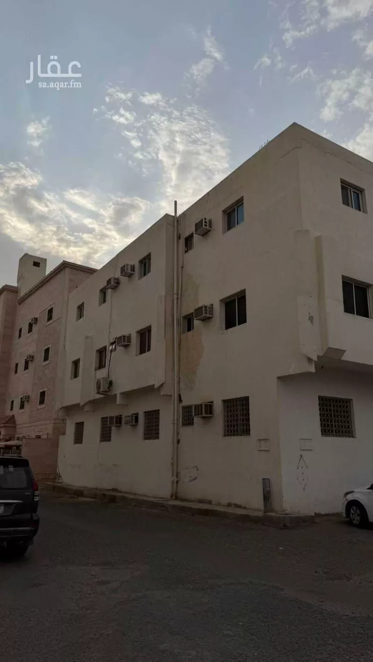عمارة للبيع في شارع احمد بن شيبان, حي الشريبات, مدينة المدينه المنوره, منطقة المدينة المنورة صورة 3
