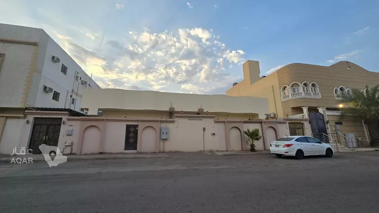 Building for Sale in Medina Al Mabuth 5