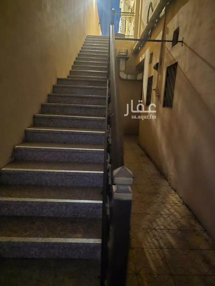 شقة للإيجار في شارع عتيبة ابن مدرك الدهماني, حي العريض, مدينة المدينه المنوره, منطقة المدينة المنورة صورة 2