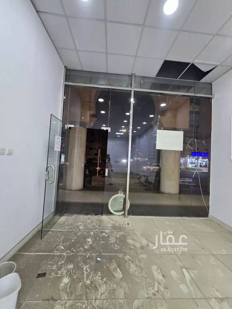محل للإيجار في شارع محمد بن عزيز الزهراني, حي قربان, مدينة المدينة المنورة, منطقة المدينة المنورة صورة 4