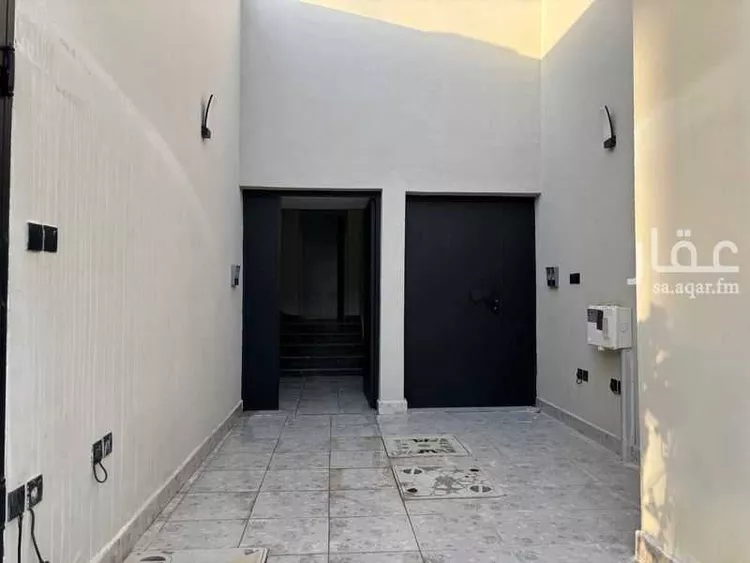Floor for Sale in Riyadh Ishbiliyah 8