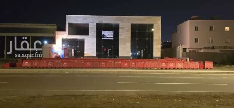 محل للإيجار في شارع عبد الله بن أوس بن قيظي الأن, حي المنارات, مدينة جدة, منطقة مكة المكرمة
