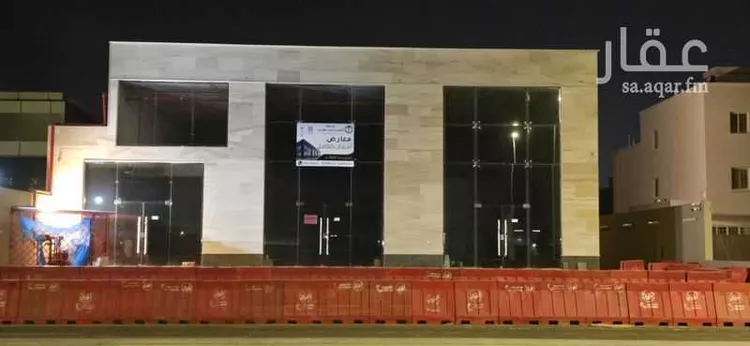 محل للإيجار في شارع عبد الله بن أوس بن قيظي الأن, حي المنارات, مدينة جدة, منطقة مكة المكرمة