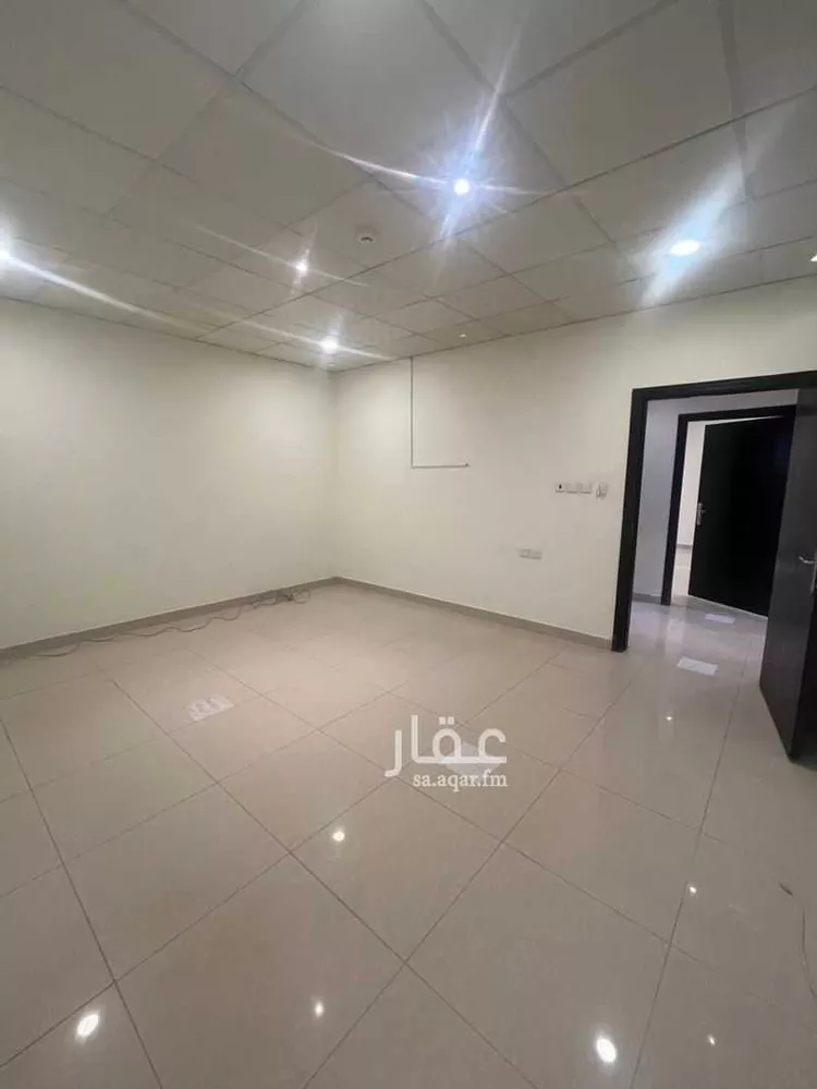 مكتب تجاري للإيجار في شارع الفروسية, حي ظهرة لبن, مدينة الرياض, منطقة الرياض صورة 4
