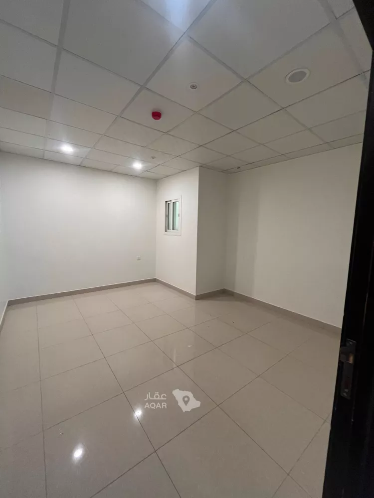 Commercial Office for Rent in Riyadh Dhahrat Laban 3