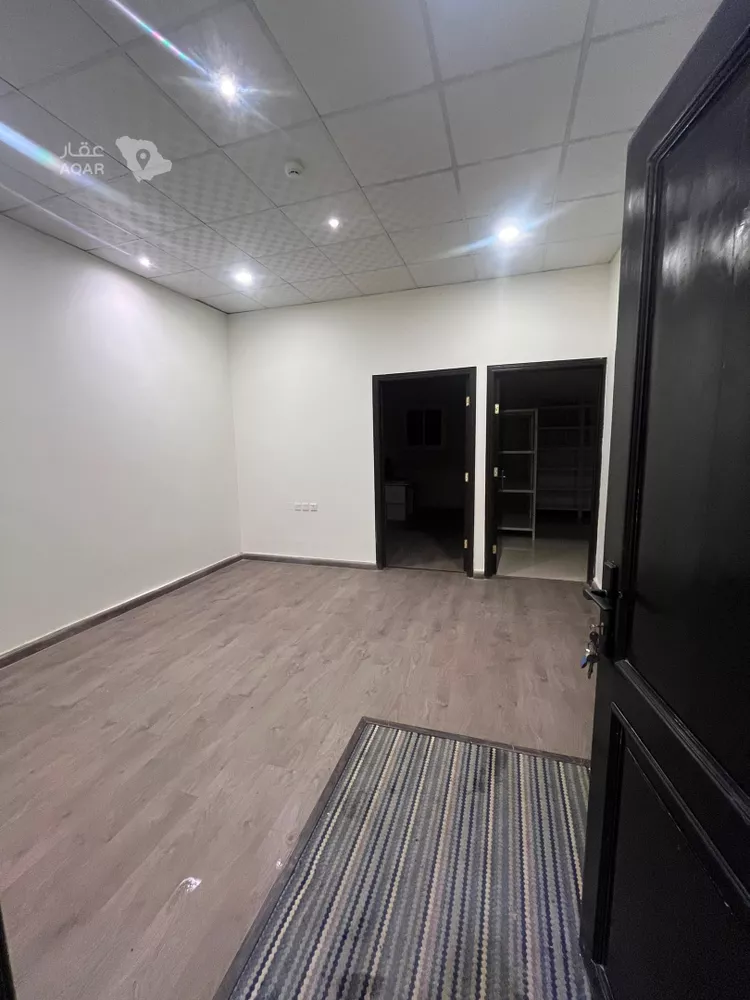 Commercial Office for Rent in Riyadh Dhahrat Laban 4
