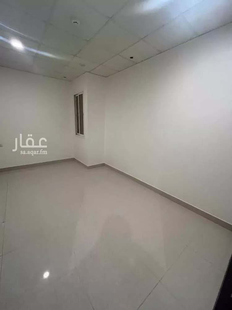 مكتب تجاري للإيجار في شارع الفروسية, حي ظهرة لبن, مدينة الرياض, منطقة الرياض صورة 3