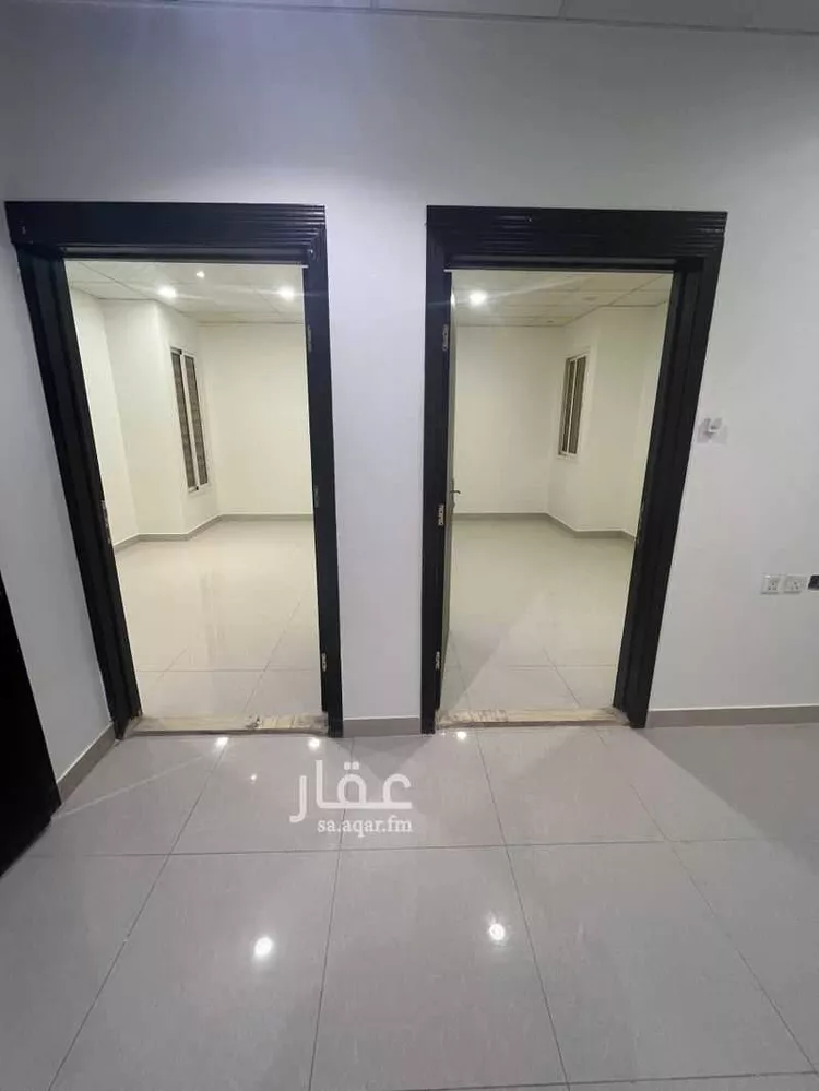 مكتب تجاري للإيجار في شارع الفروسية, حي ظهرة لبن, مدينة الرياض, منطقة الرياض صورة 4