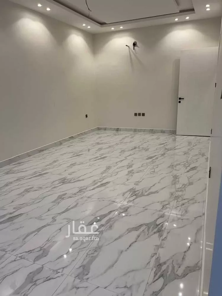 فيلا للبيع في شارع ابو فراس الحمداني, حي الحمراء, مدينة الدمام, المنطقة الشرقية صورة 5