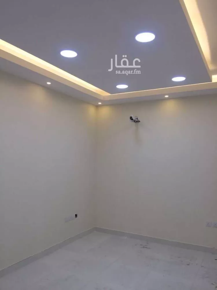 مكتب تجاري للإيجار في شارع التاسع, حي السوق, مدينة الدمام, المنطقة الشرقية صورة 4