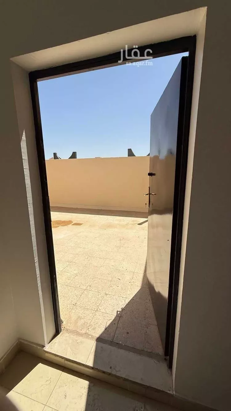 شقة للبيع في شارع وادي الخضارم, حي بدر, مدينة الرياض, منطقة الرياض صورة 4