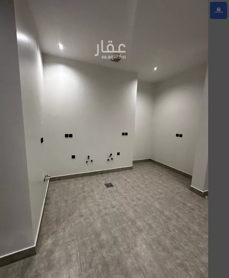 شقة للبيع في شارع الشيخ عبدالرحمن بن إسحاق بن عبدالرحمن, حي المنار, مدينة الرياض, منطقة الرياض 6