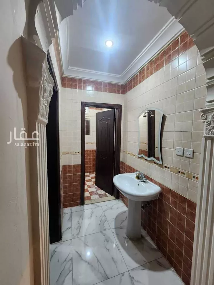 شقة للبيع في شارع احمد الرازي, حي الفيصلية, مدينة جدة, منطقة مكة المكرمة صورة 3