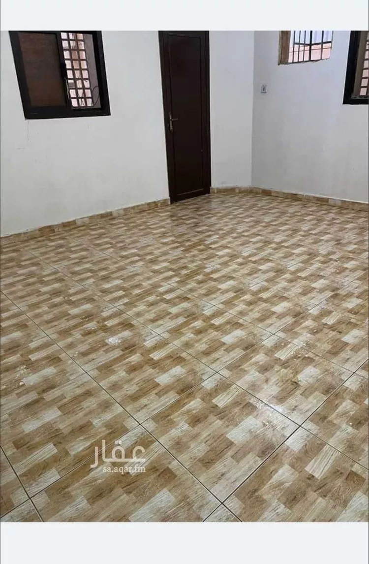 بيت للبيع في شارع العزيزية 99 ، حي العزيزية ، حفر الباطن ، حفر الباطن