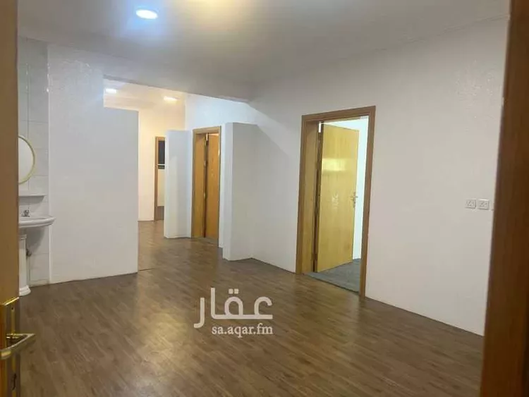 شقة للإيجار في شارع طريق المشهد, حي القري, مدينة ابها, منطقة عسير