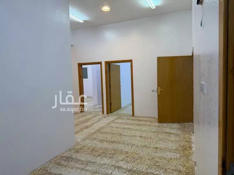 عمارة للإيجار في شارع النزاهة, حي الضباب, مدينة أبها, منطقة عسير صورة 4