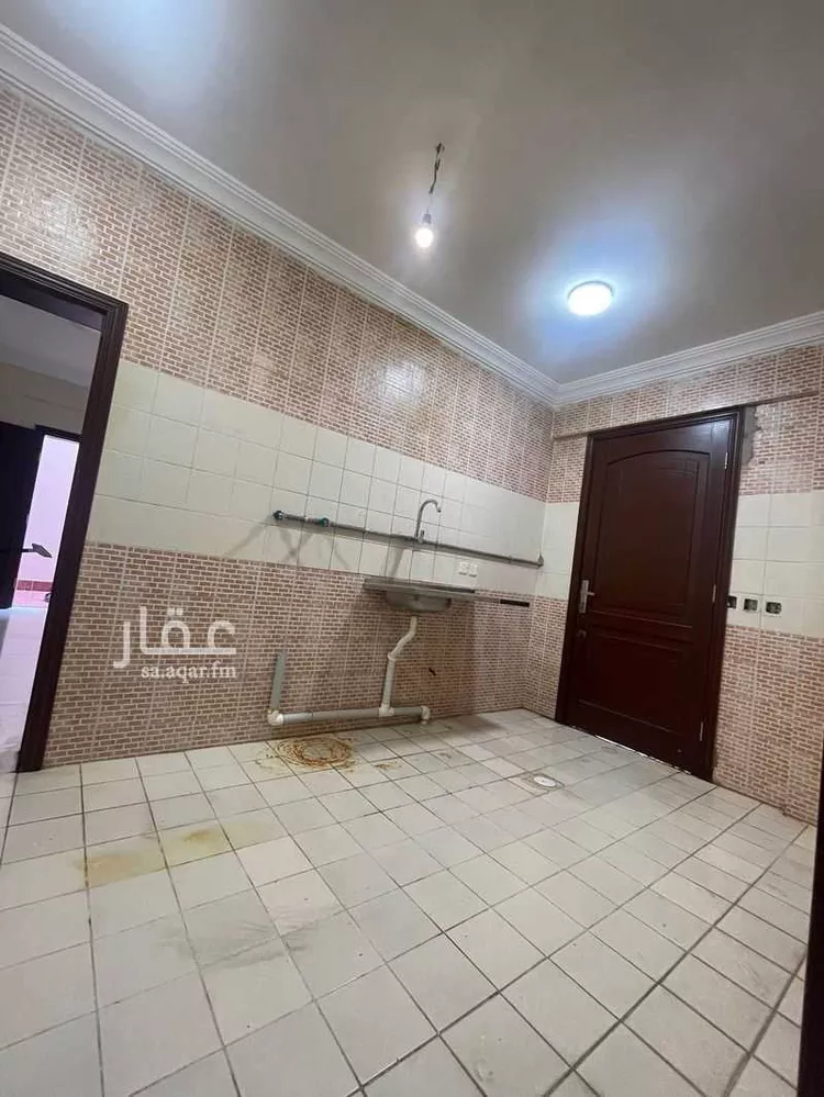 شقة للإيجار في شارع المنيني ، حي المروة ، جدة ، جدة صورة 3