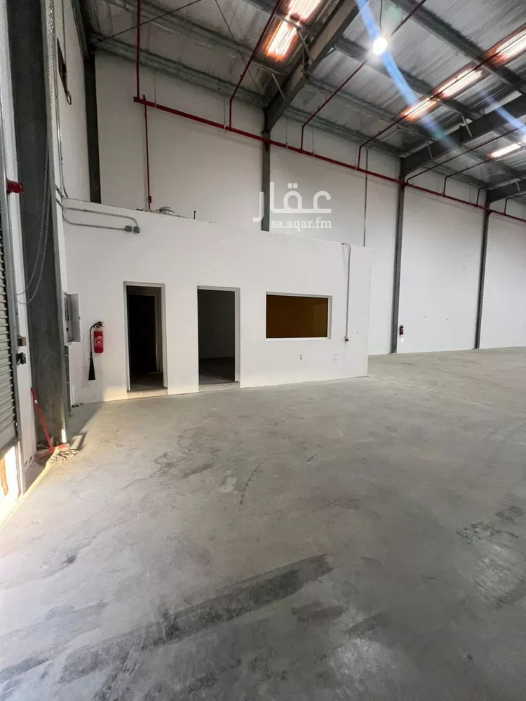 مستودع للإيجار في شارع أديمة, حي البرية, مدينة الرياض, منطقة الرياض 6