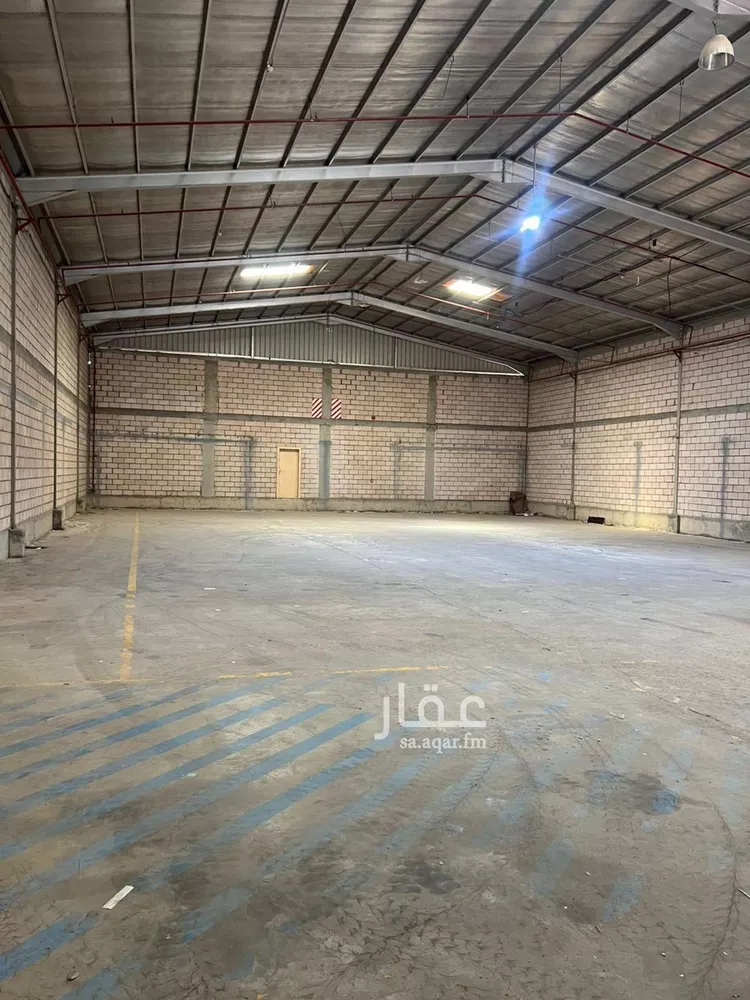مستودع للإيجار في شارع وادي درعة, حي العزيزية, مدينة الرياض, منطقة الرياض صورة 4
