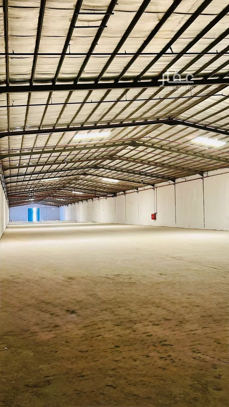 مستودع للإيجار في شارع وادي الفرع, حي السلي, مدينة الرياض, منطقة الرياض 1 صورة