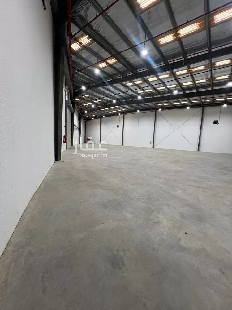 مستودع للإيجار في شارع أديمة, حي البرية, مدينة الرياض, منطقة الرياض صورة 2