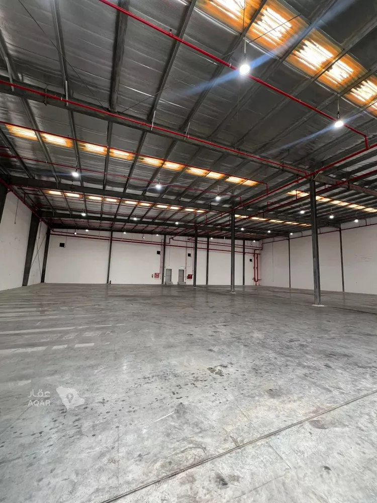 مستودع للإيجار في شارع أديمة, حي البرية, مدينة الرياض, منطقة الرياض 5