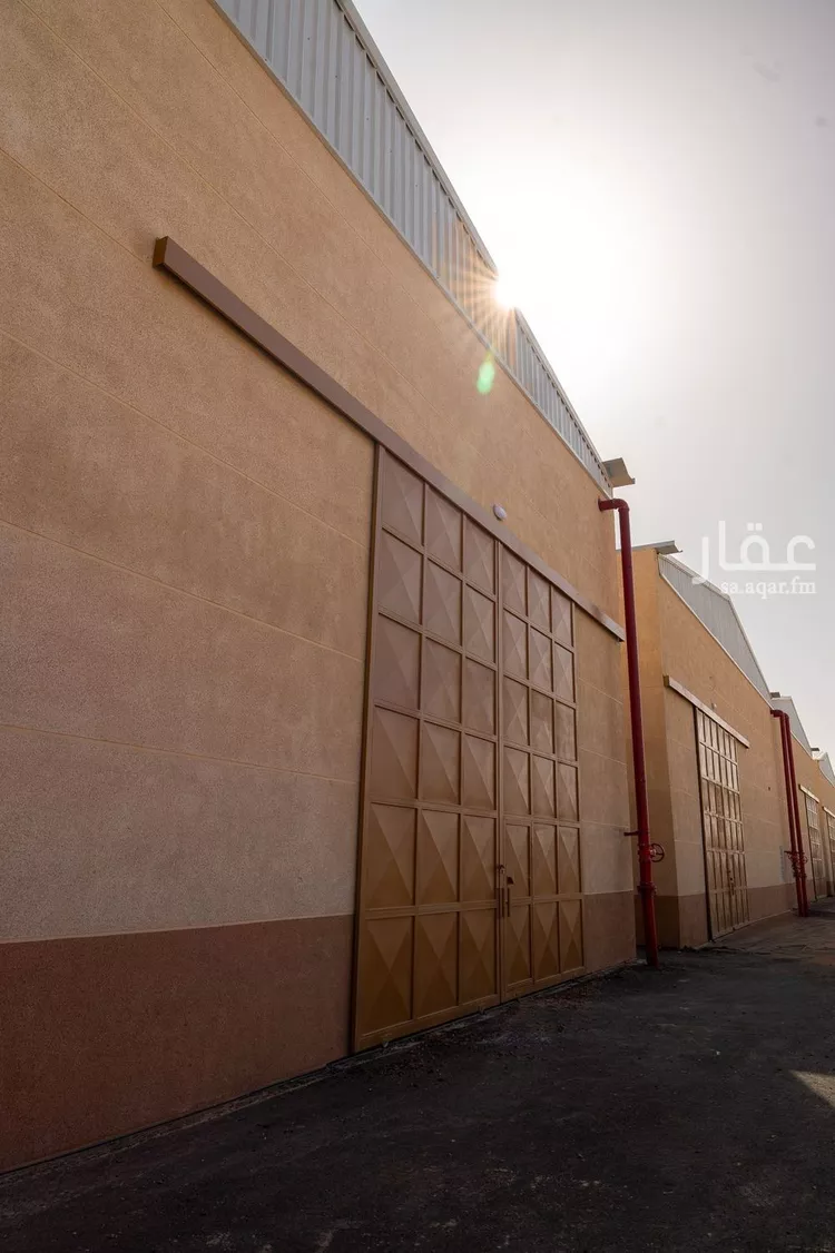 مستودع للإيجار في شارع جبل الرحمة, حي السلي, مدينة الرياض, منطقة الرياض 14
